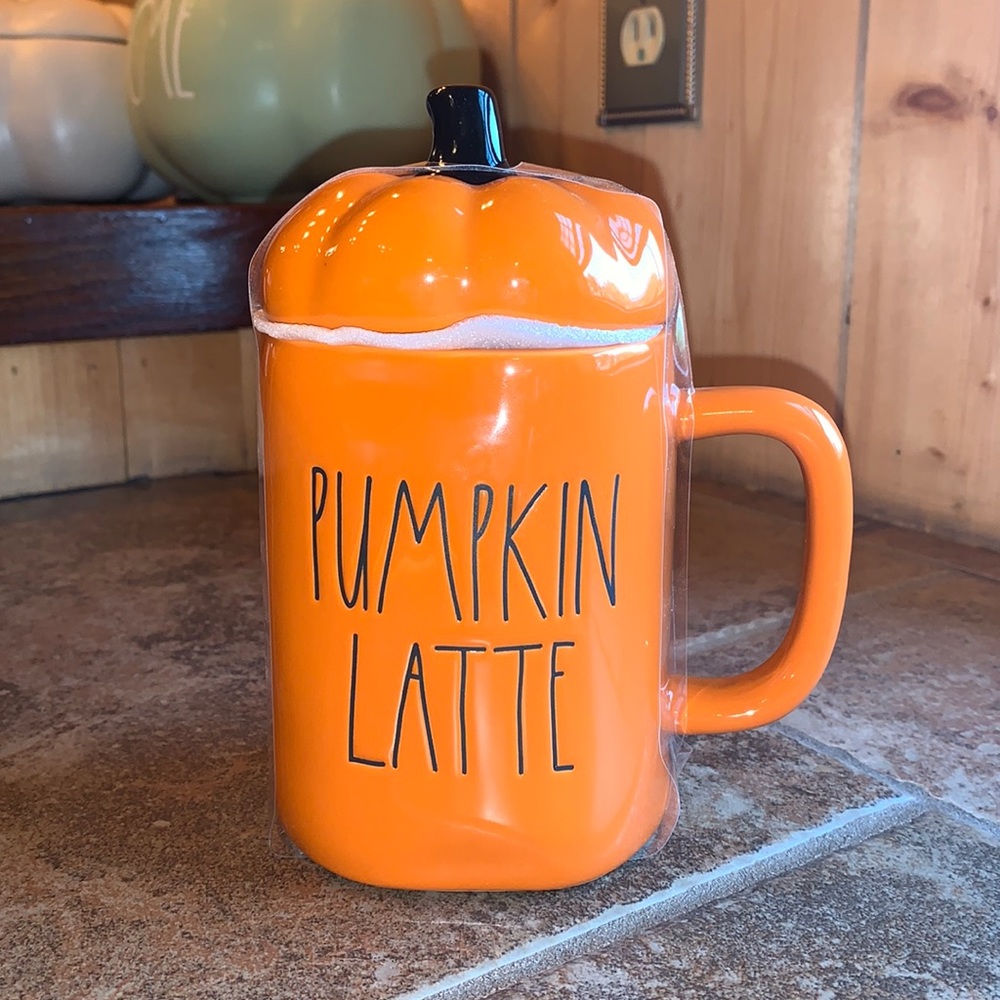Rae Dunn “Pumpkin Latte” Mug with lid - Picture 1 of 4